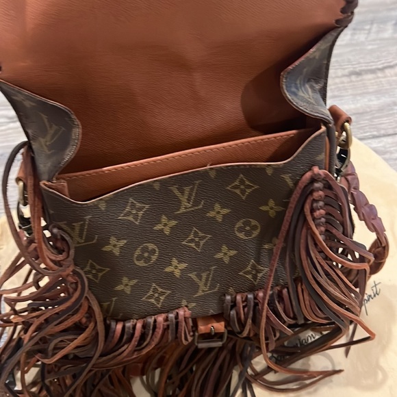 Louis Vuitton Brown and Tan Crossbody Bag - Picture 6 of 16